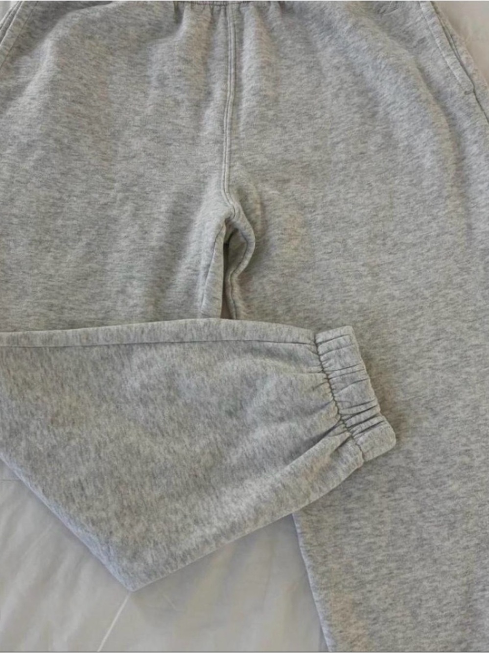 Grey cuffed hollister sweatpants never worn